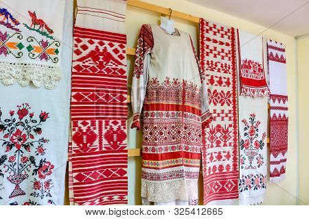 Krasnoe, Russia - May 2016: Ethnographic Museum In The Village Of Krasnoye Near Borovsk, An Exhibiti
