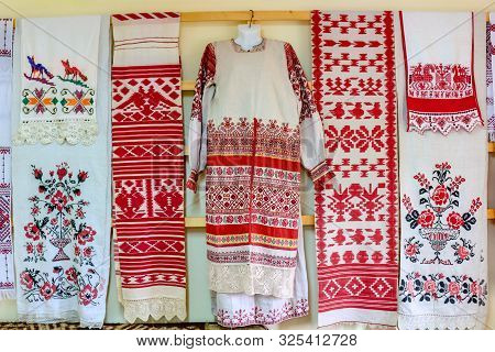 Krasnoe, Russia - May 2016: Ethnographic Museum In The Village Of Krasnoye Near Borovsk, An Exhibiti