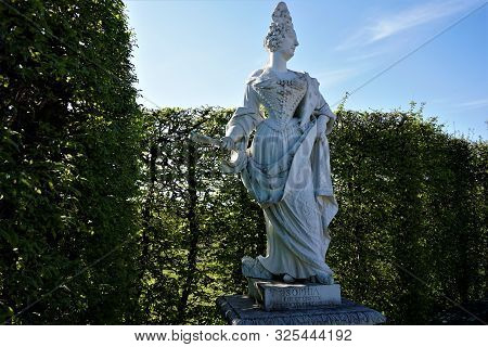 Statue Of Electress Sophia Of Hanover In The Herrenhausen Gardens