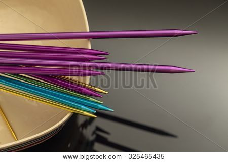 Knitting Needles In Different Width And Length For Different Uses