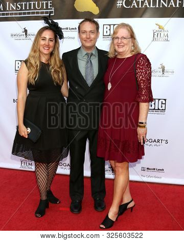 LOS ANGELES - SEP 27:  Ryan Griswold, Amanda Griswold, Kathy West at the 2019 Catalina Film Festival - Friday at the Catalina Bay on September 27, 2019 in Avalon, CA