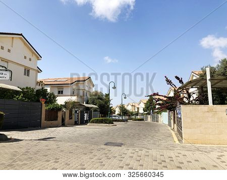 Holon, Israel  April 02, 2019: Private Houses, Trees And Streets In Holon, Israel.