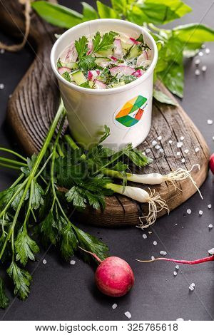Russia St. Petersburg Greenbox 01102019 Okrosha Soup Fresh Cucumbers, Radish, Herbs, In A Cardboard 