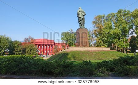 Kiev. Ukraine. October 01, 2019 Monument To The Poet Taras Shevchenko On The Background Of Kiev Univ