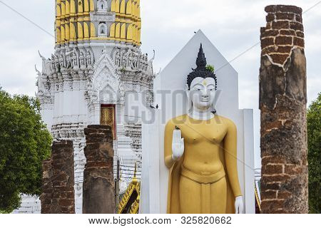 Buddha Statue At Wat Phra Si Rattana Mahathat Also Colloquially Referred To As Wat Yai Is A Buddhist
