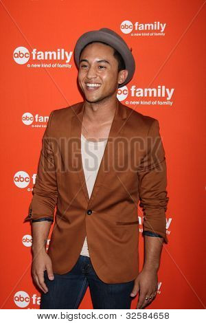 LOS ANGELES - 1 Mayıs: Tahj Mowry ABC Aile West Coast un Sayers Club at üzerinde geldi
