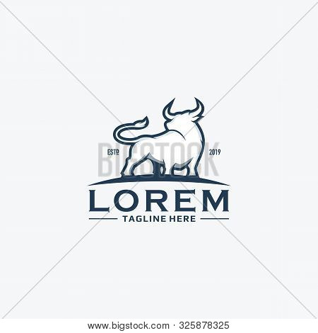 Bull Logo Design Vector Template  Illustration Premium