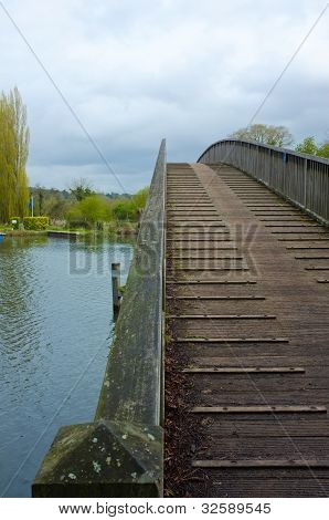 Footbrige