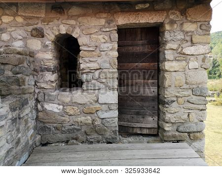 Arutela Roman Castra - Reconstruction - Arutela Was A Fort In The Roman Province Of Dacia Located On