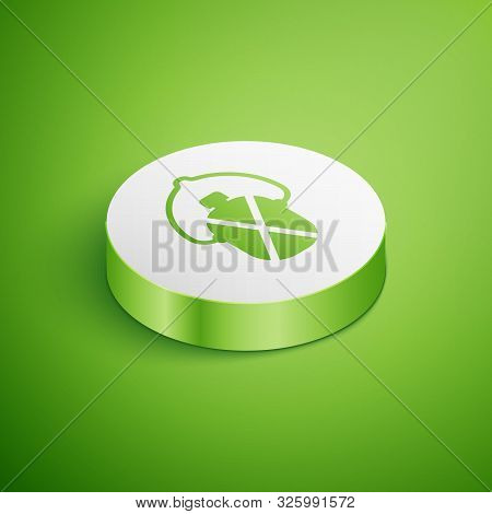 Isometric Canteen Water Bottle Icon Isolated On Green Background. Tourist Flask Icon. Jar Of Water U