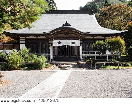 Koshu, Japan - October 26, 2017: Main Hall Of Keitokuin, A Buddhist Temple Dedicated To Takeda Katsu