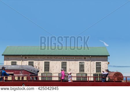 Fort Bragg, California - June 12, 2021: People On The Vintage Platform In Depot Mall And Museum In F