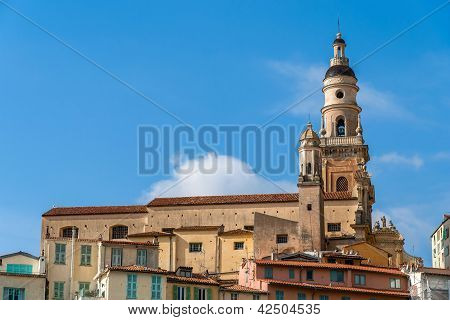Bazilika Saint-michel-archange v Mentonu - Francie