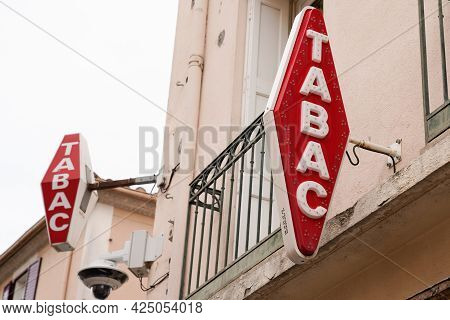 Toulouse , Occitanie France - 06 16 2021 : Tabac French Red Logo Brand Store Tobacco Sign Shop With 
