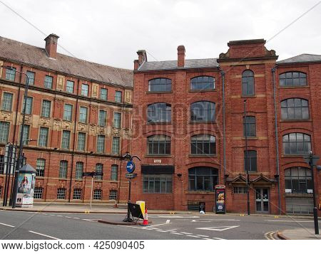 Leeds, West Yorkshire - 17 June 2021: The Junction Of Swinegate, Concordia And Sovereign Street In L