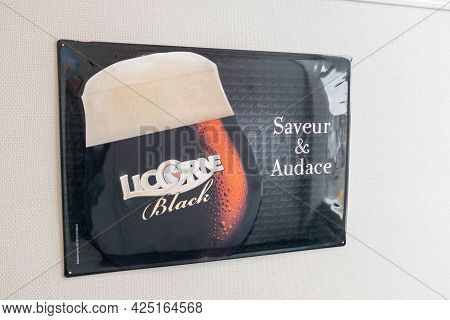 Toulouse , Ocitanie France  - 06 25 2021 : Licorne Black Dark Lager Beer Text Brand And Logo Sign Fr