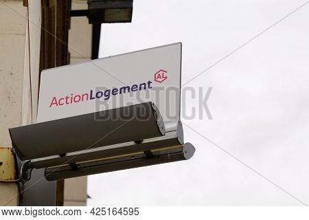Montpellier , Ocitanie France  - 06 25 2021 : Action Logement Logo Brand And Sign Text Financial Aid