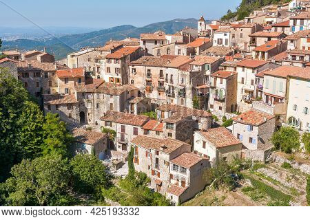Peille, One Of The Most Beautiful Hilltop Villages On The Côte D'azur.