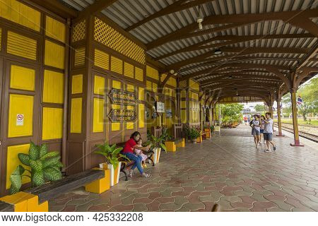 Trang, Thailand - January 1,2019 : People Waiting To Board A Train At Kantang Railway Station In Tra