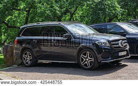 Voevodyno, Ukraine - June 30, 2021: Mercedes Gls Is Parked On The Street In Voevodyno, Ukraine.