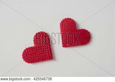 Thermo Mosaic Ready-made Figurines In The Form Hearts Red On White Background