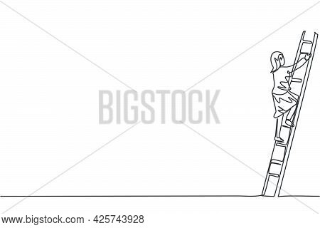 Continuous One Line Drawing Of Young Female Entrepreneur Climb The Ladder Up To Reach Top. Success B