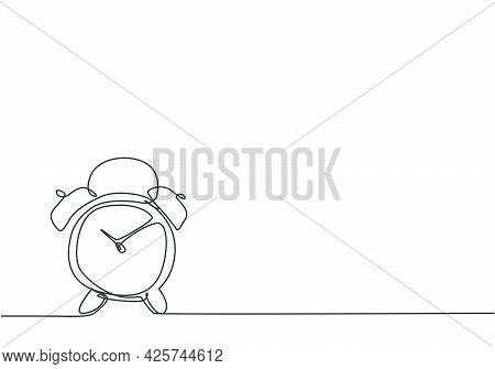 Single Continuous Line Drawing Of Old Retro Alarm Analog Clock On The Floor. Minimalism Metaphor Bus