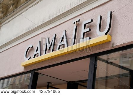 Montpellier , Ocitanie France  - 06 30 2021 : Camaieu Logo Brand And Sign Text Front Of Facade Store