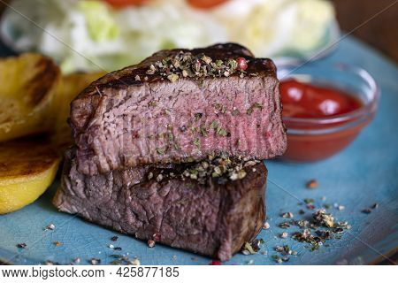 Ckloseup Of A Grilled Steak On A Plate