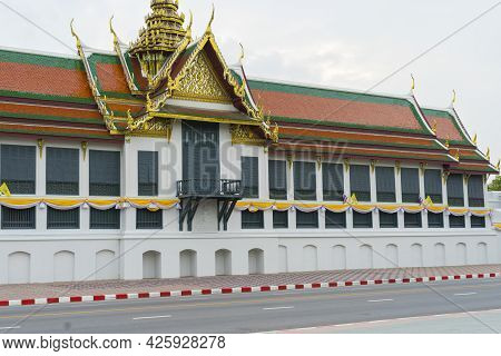 View Of Phra Thinang Sutthaisawan Prasat In Grand Palace In Bangkok, Thailand.