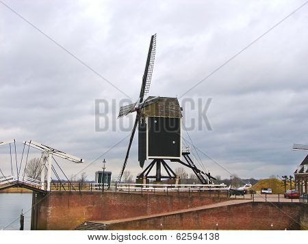 Bascule Bridge And Windmill In Heusden. Netherlands