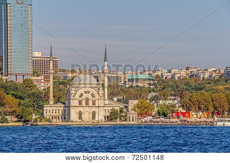 Dolmabahce Mosque