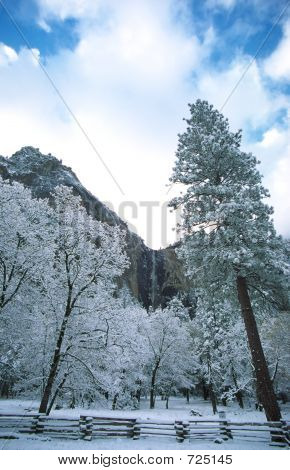 Bridalveilwaterval 02