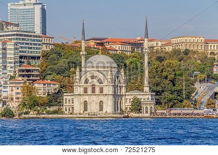 Dolmabahce Mosque