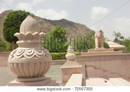 Statue Of Pot And Elephant In Jain Temple