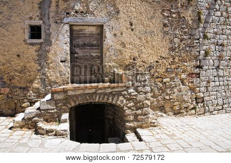 Alleyway. Pietragalla. Basilicata. Southern Italy.