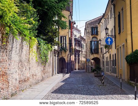 Padova Street