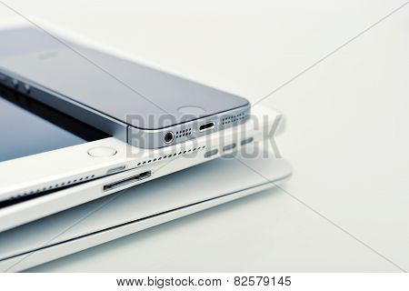 Apple Inc.