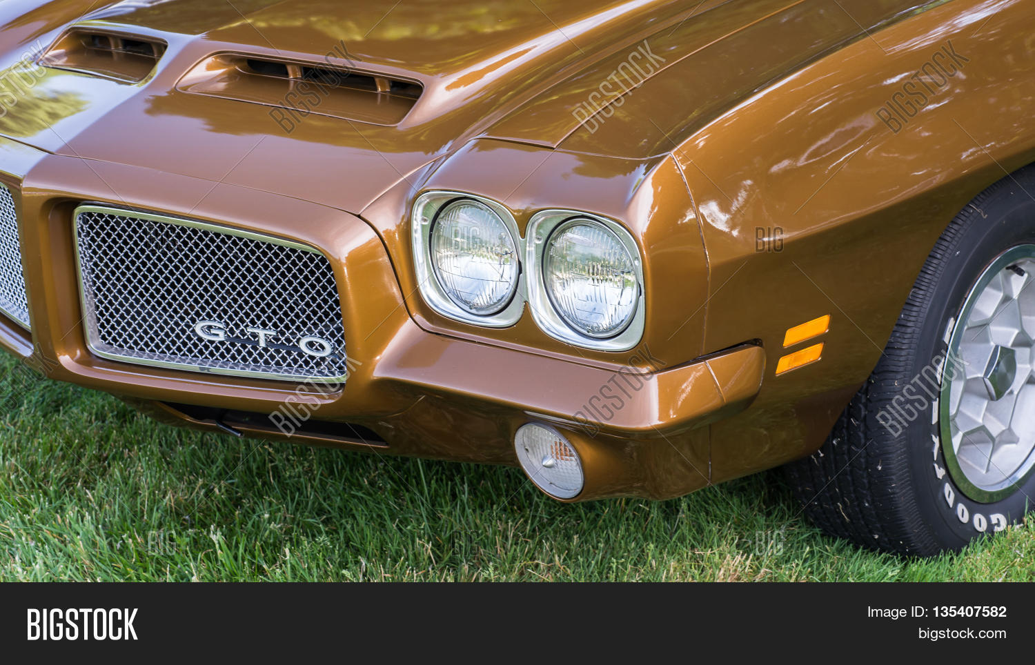 GROSSE POINTE SHORES Image & Photo (Free Trial) Bigstock