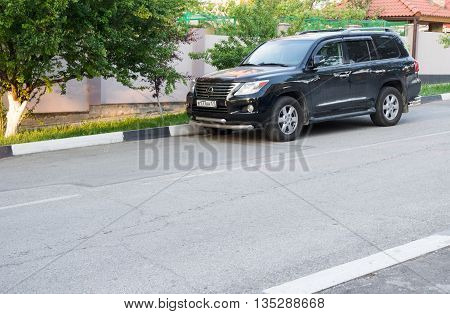 LOS ANGELES USA - APRIL 29 2016: Lexus LX 570 parked on the street. Big japanese jeep is very popular in USA.