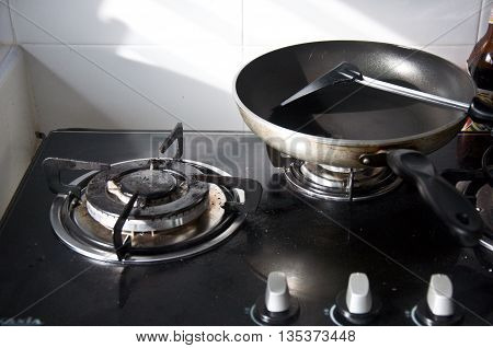 Empty gas stove and pan for cooking in the kitchen