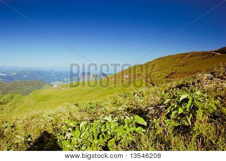 Caucasus Góra, Błękitne niebo