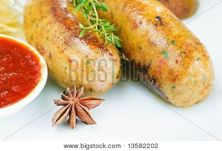 Grilované klobásy