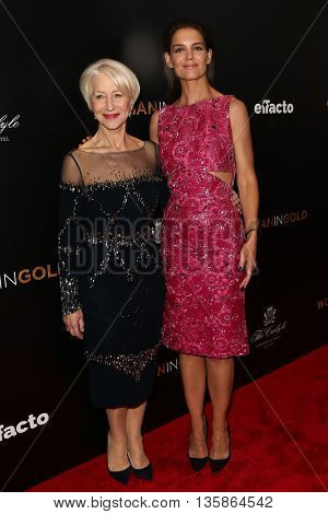 NEW YORK-MAR 30: Actors Katie Holmes (R) and Helen Mirren attend the 