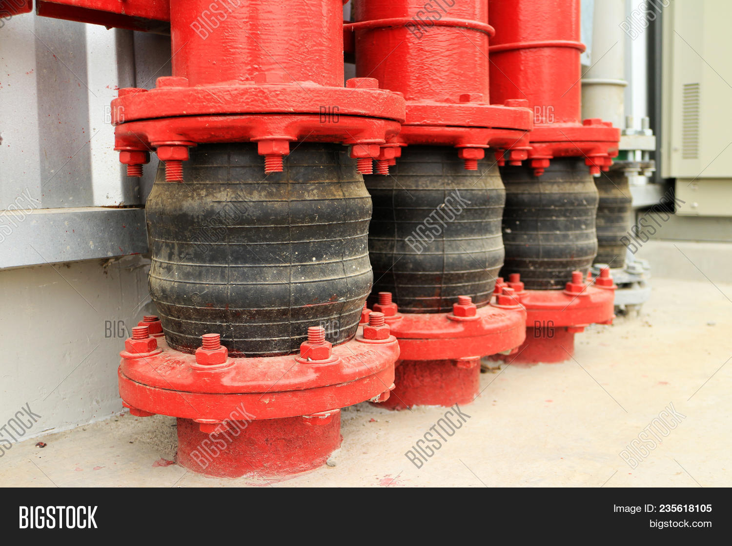 Pipe Vibration Image & Photo (Free Trial) Bigstock