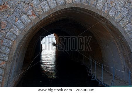 Průchod Grotto