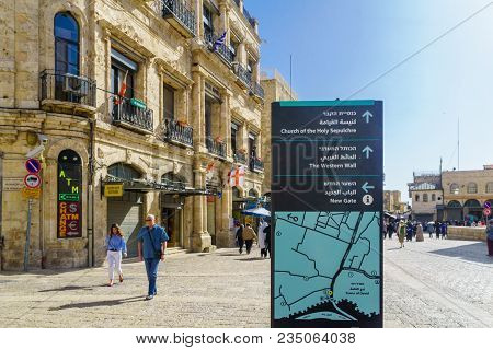 Jerusalem, Israel - April 6, 2018: Scene Of Omar Ben El-hatab Street, Near The Jaffa Gate, With Dire
