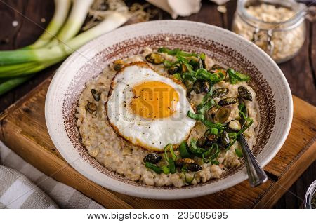 Oatmeal Salty With Spring Onion And Egg