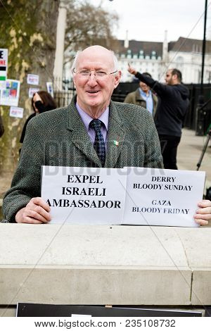 London, United Kingdom, 7st April 2018:- Protesters Gather Outside Downing Street In London To Prote