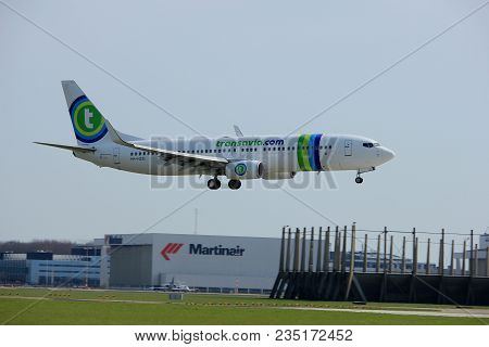 Amsterdam, The Netherlands, April 7th, 2018: Ph-hzg Transavia Boeing 737-800 Approaching Runway 09-2